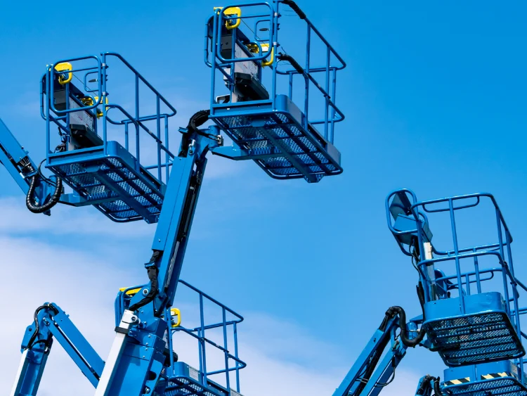 Aggiornamento per lavoratori addetti alla conduzione di piattaforme di lavoro mobili elevabili (PLE) – Nuovo Accordo Stato Regioni 2025